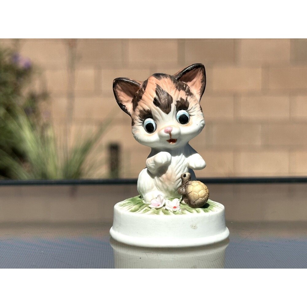 Vintage Napcoware Ceramic Cat Figure with Small Turtle 2 3/4” Tall